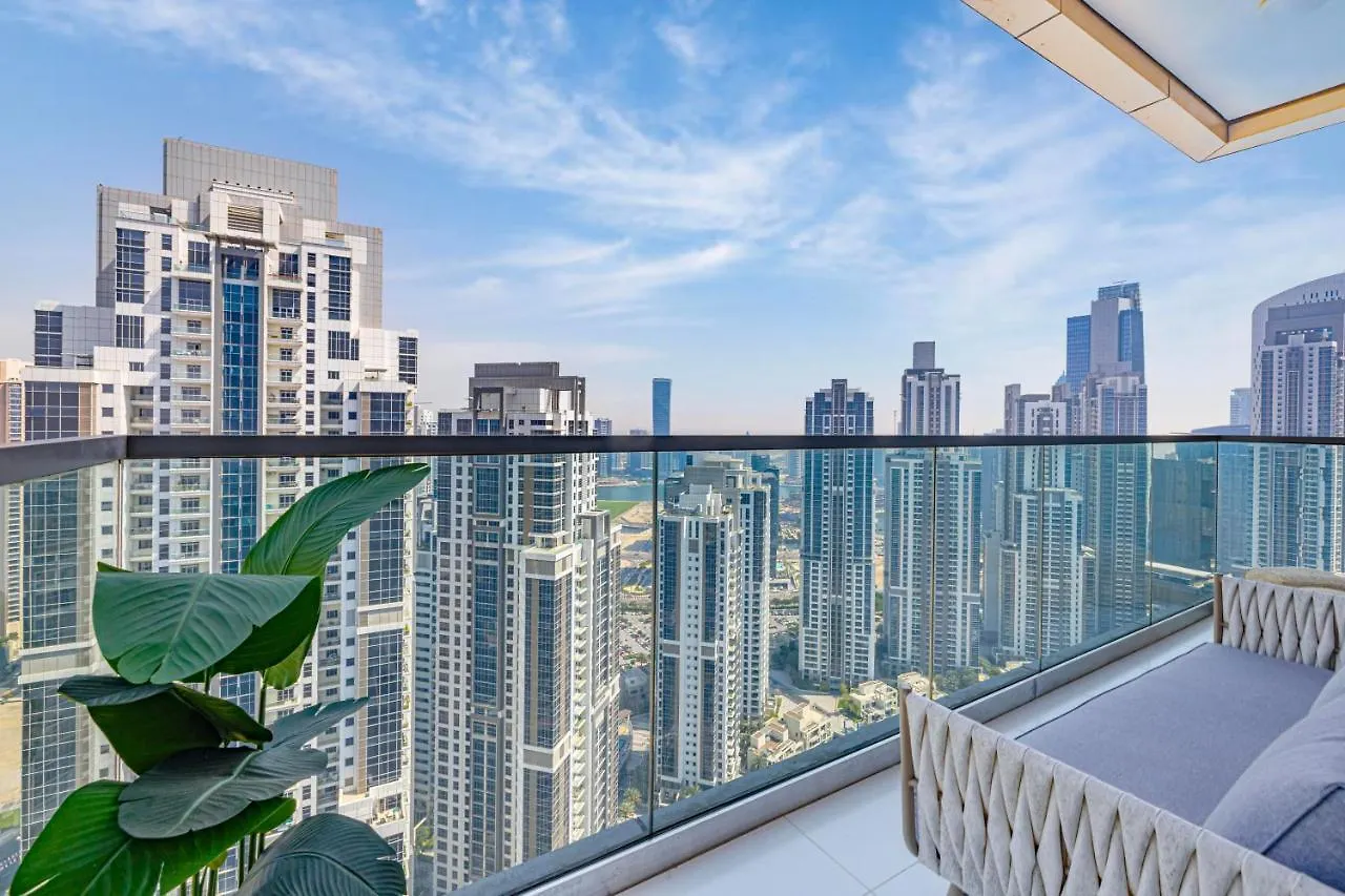 Daniels Burj Khalifa View 2Br At Paramount Midtown دبي الإمارات العربية المتحدة