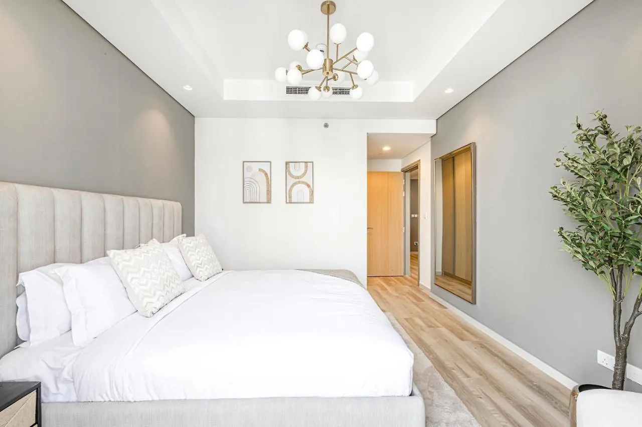 Daniels Burj Khalifa View 2Br At Paramount Midtown دبي شقة